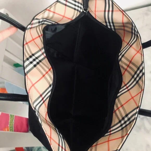 NWT BURBERRY Blue Label Japan Exclusive Nylon & Leather Tote RARE Deadstock - Picture 6 of 13